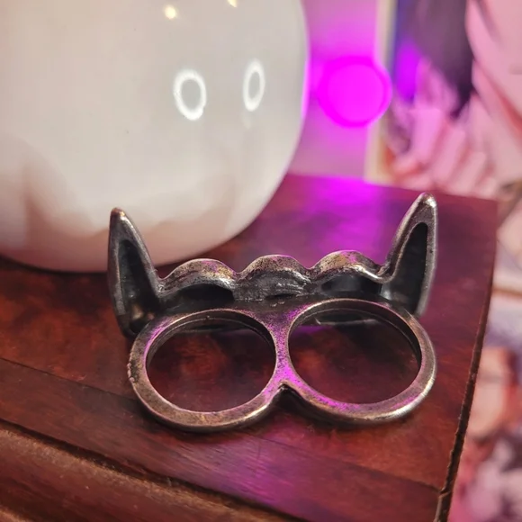 Antique, Vampire Fangs Double Ring Sz 6 - Picture 3 of 6